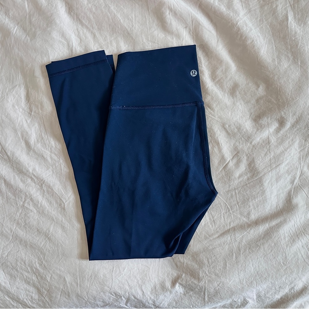 Lululemon Navy Wunder Under Leggings